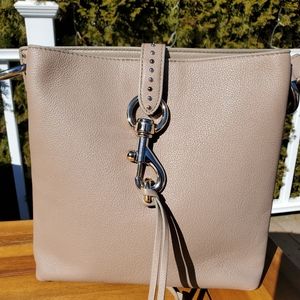 NWOT Rebecca Minkoff Small Megan Feed Crossbody